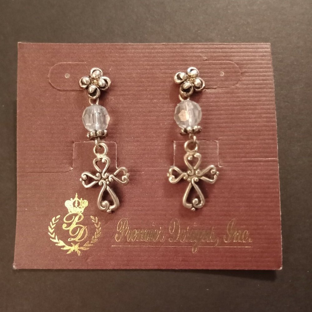 Premier Designs Antiqued Silver Tone Queen Mother Pierced Earrings on Card